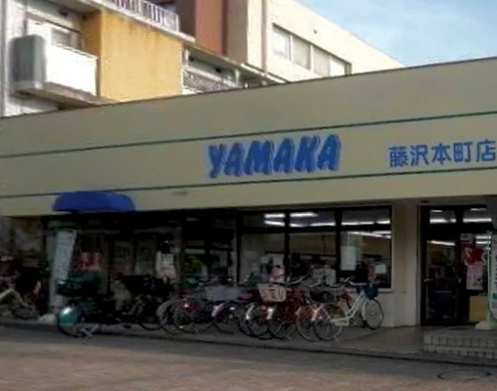 やまか本町店1382m