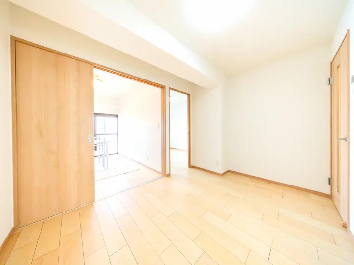 コーポ大倉山Ⅲ402号室LDK4