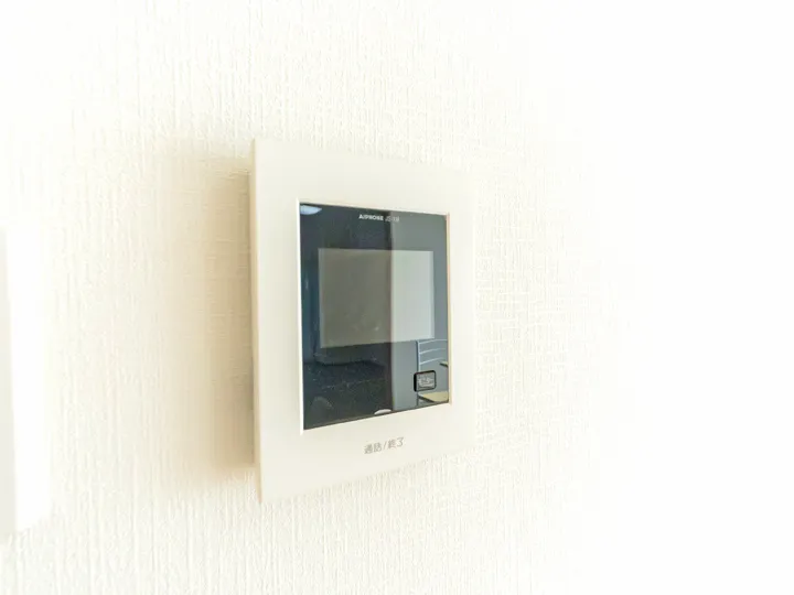 洋伸大倉山マンション105号室インターホン