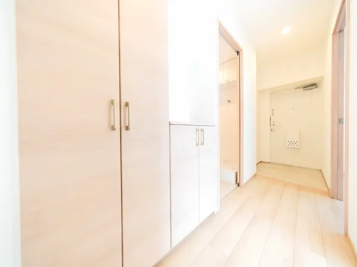 洋伸大倉山マンション105号室玄関2