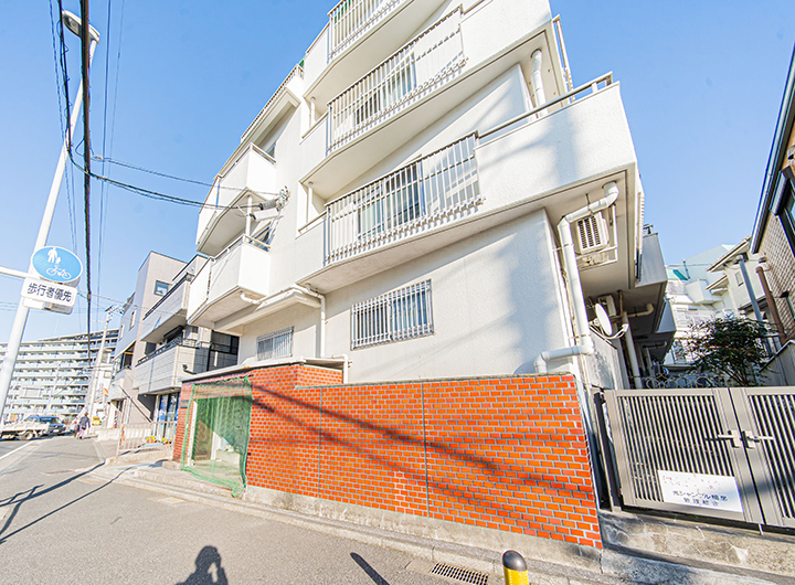 光シャンブル鴨居外観2