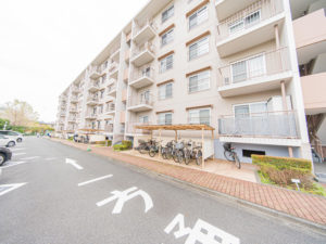 コープ野村本郷台2号棟外観6